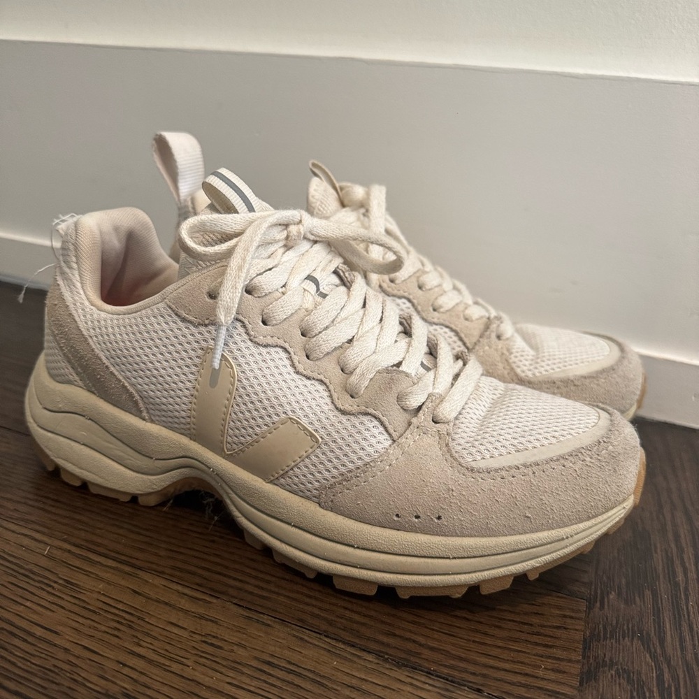 Veja Women's Sneakers in Cream and White